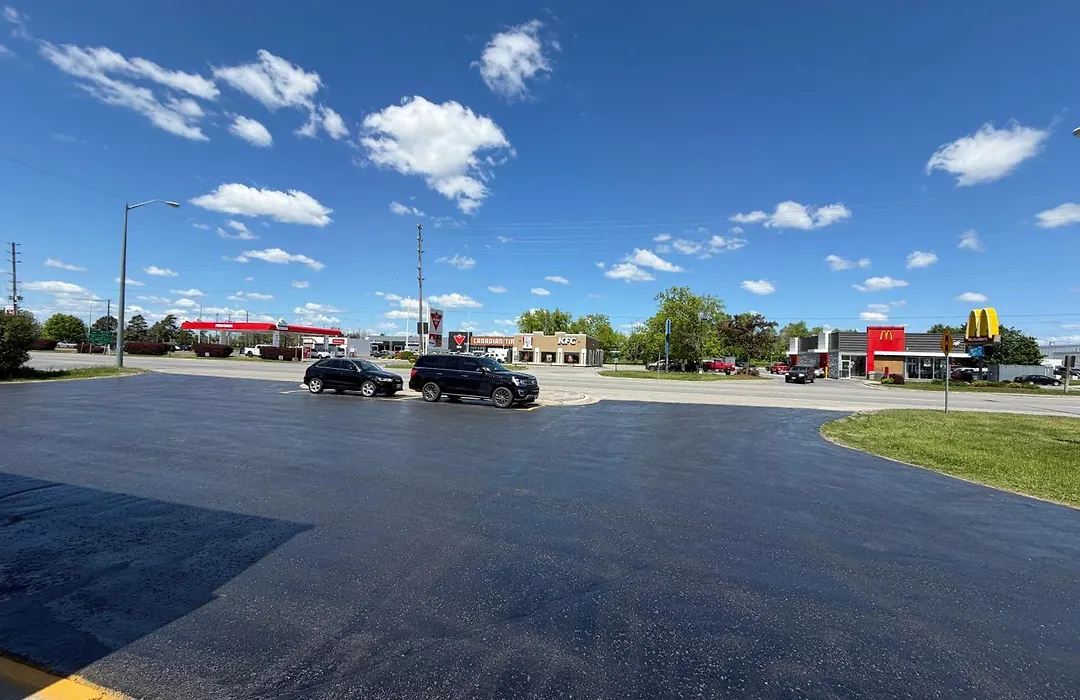 Perth Plaza Inn & Suites-1