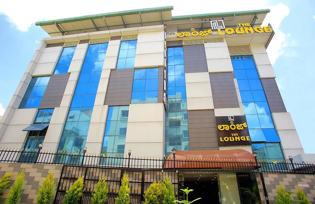 The Lounge Business Hotel-1