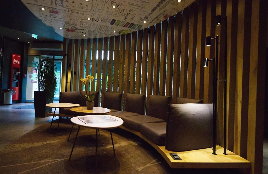 Ibis Koeln Centrum-1