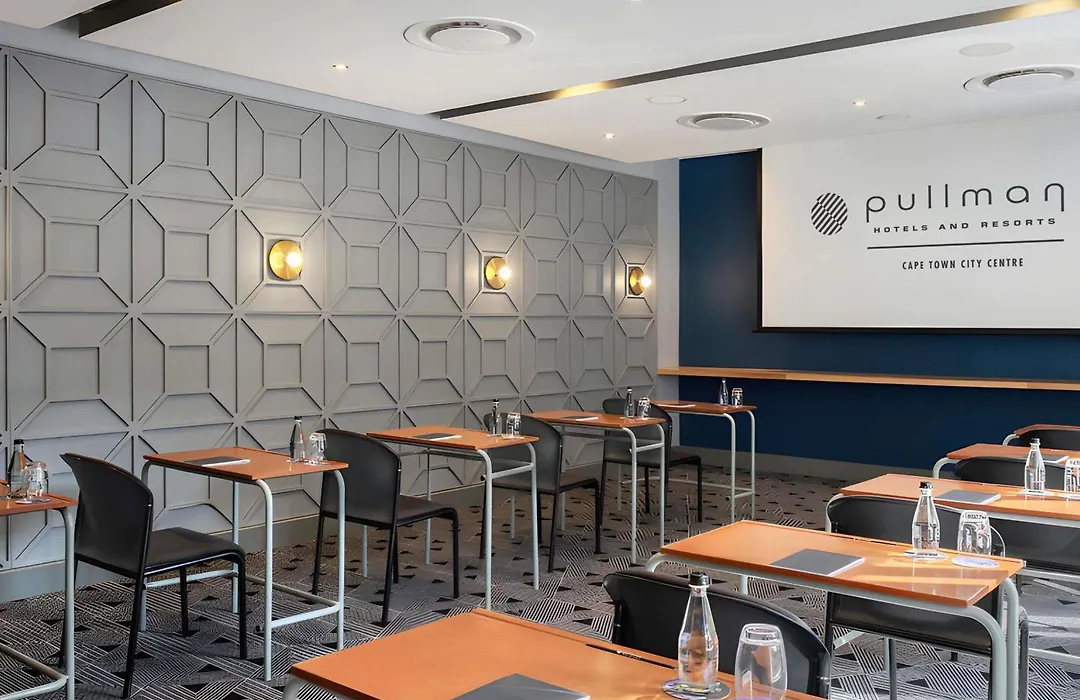 Pullman Cape Town City Centre-1
