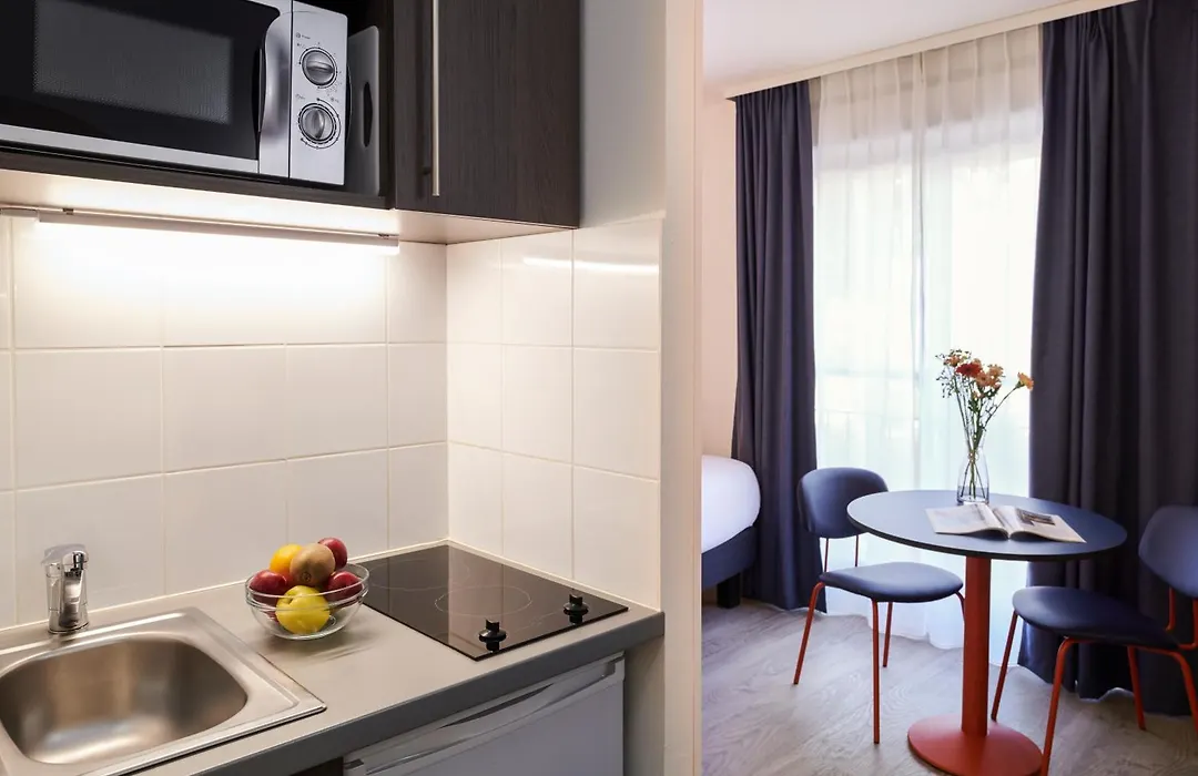 Aparthotel Adagio Access Nantes Viarme-1
