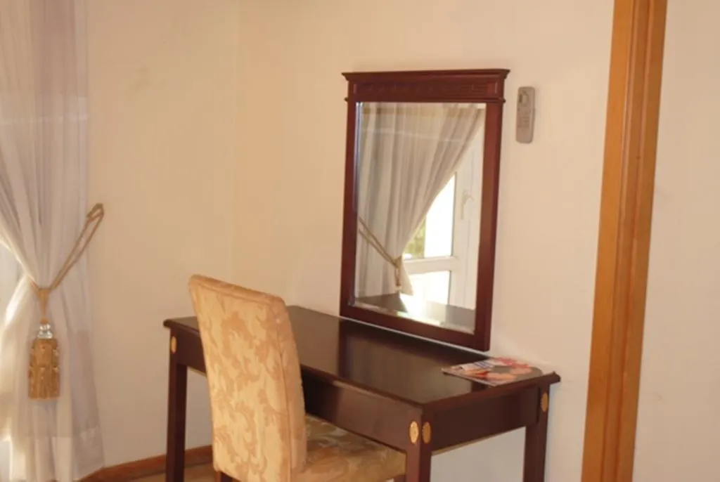 Hotel Georgia-1