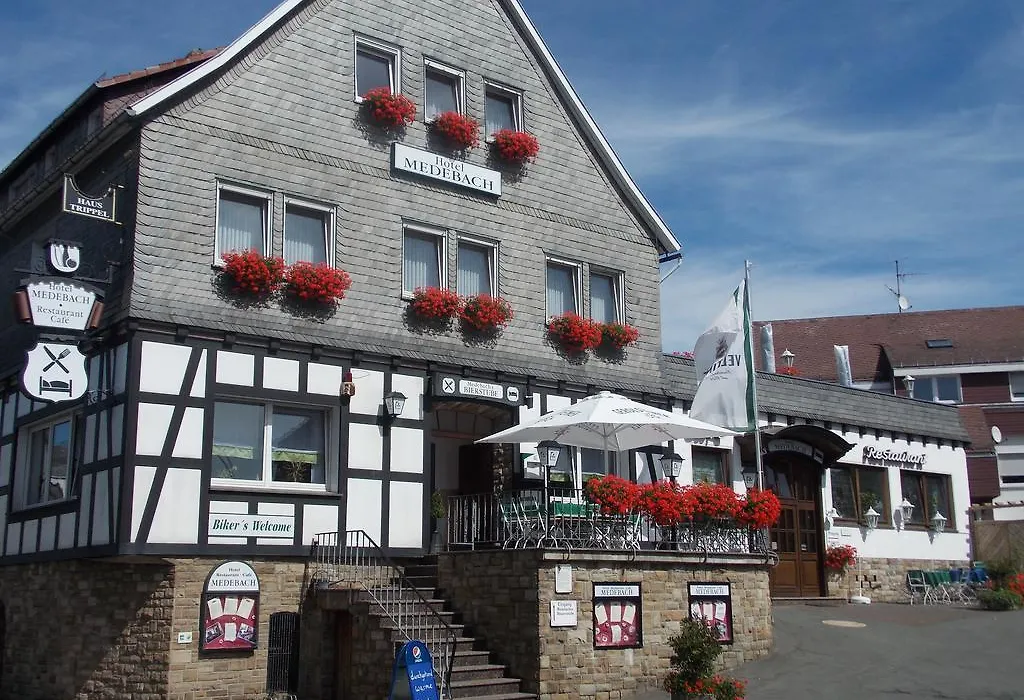 Hotel Medebach - Zum Schwanenkoenig-1