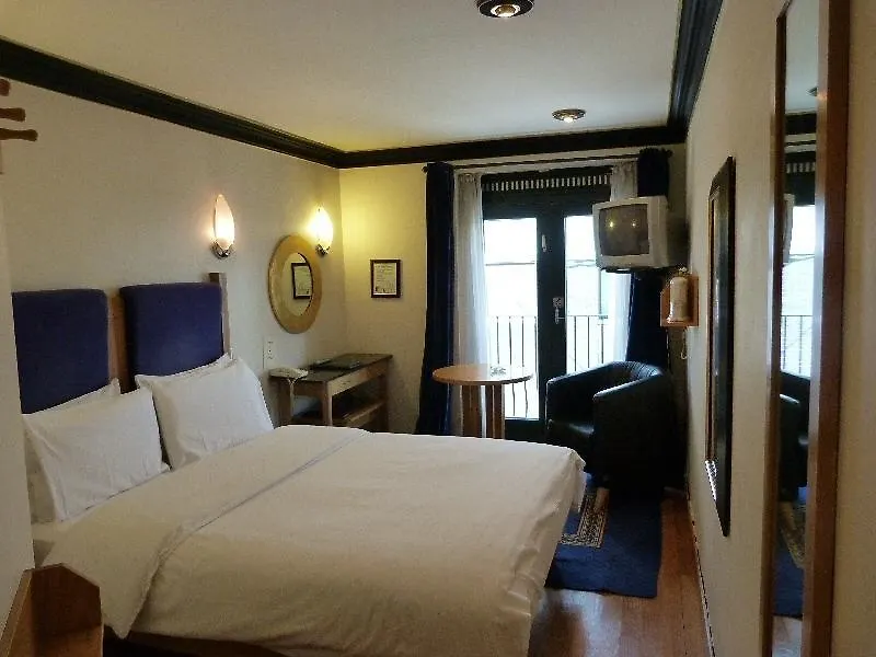 The Townhouse Dublin-1