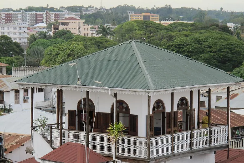 Zanzibar Coffee House-1