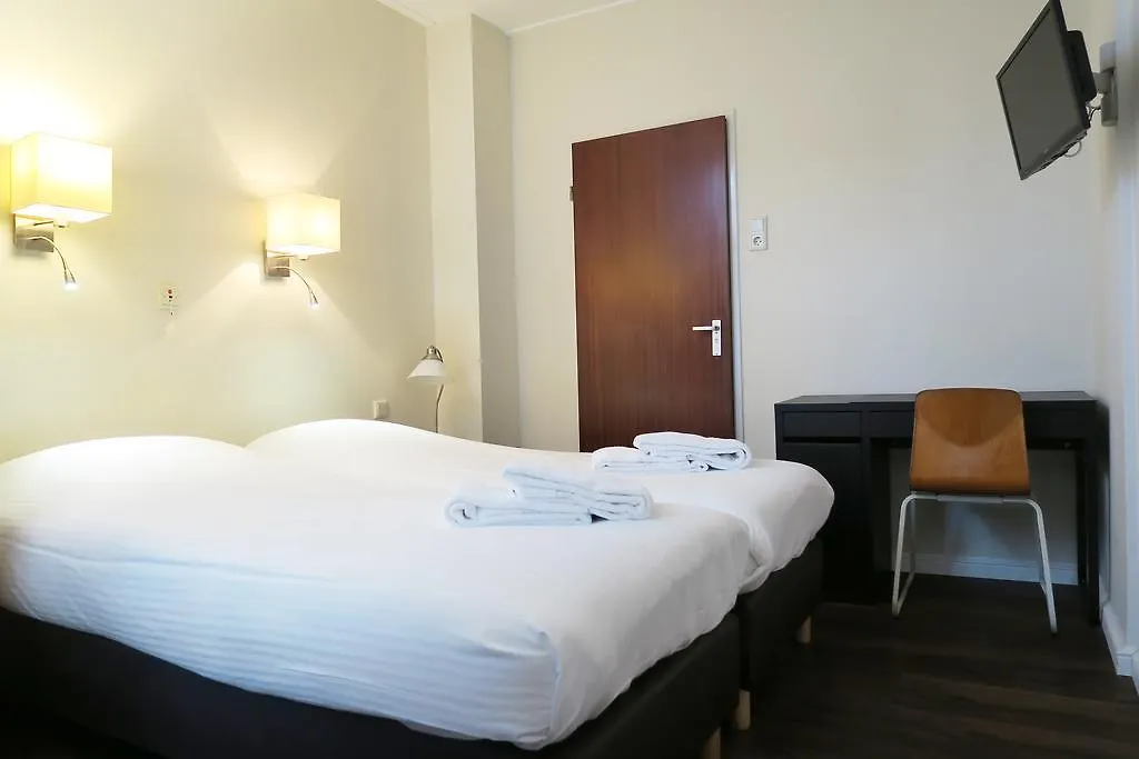 Hotel Carillon-1