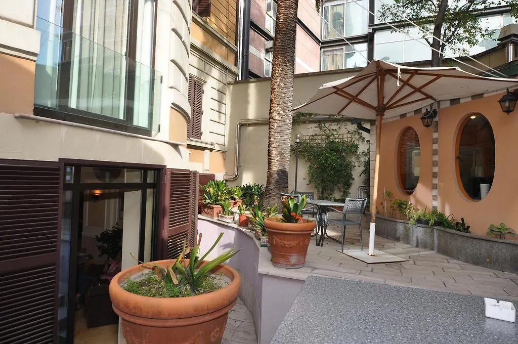 Hotel Executive-1