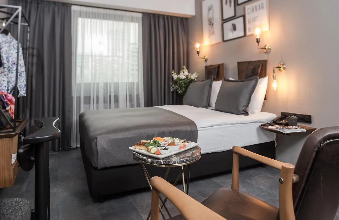 Hotel Cinnah-1