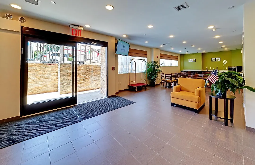 Hillside Hotel-1