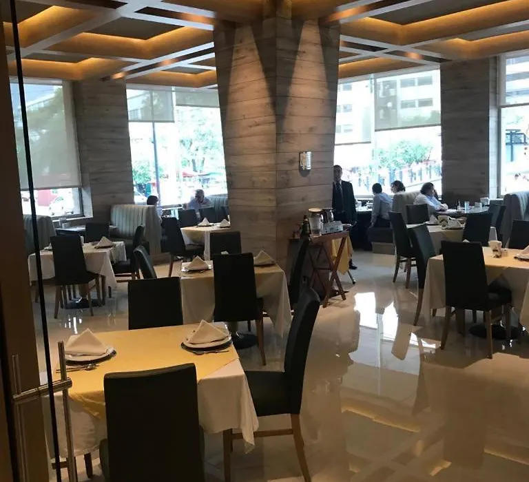 Lisboa Hotel-1