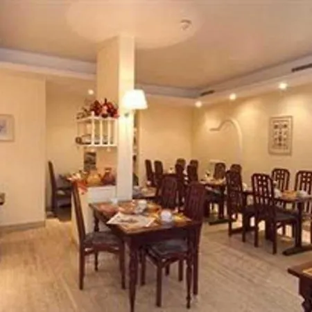 Hotel Caravelle-3