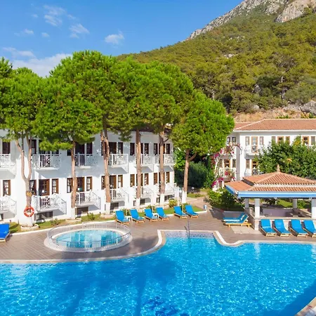 White Hotel-3