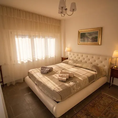 Bed Adelaide-3