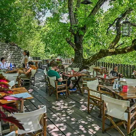 Vikos Hotel-3