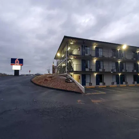 Motel 6 Branson West, Mo - Silver Dollar City-2