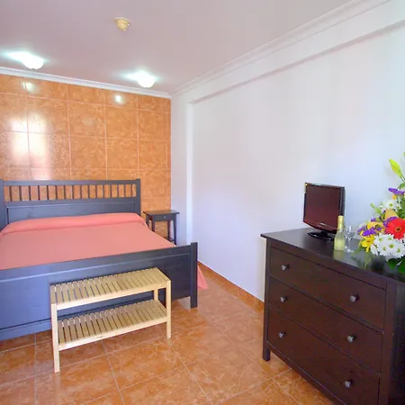 Hotel Adonis Capital-2