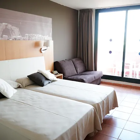 Ohtels Vil-La Romana-3