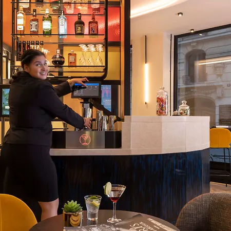 Le 12 Hotel-2