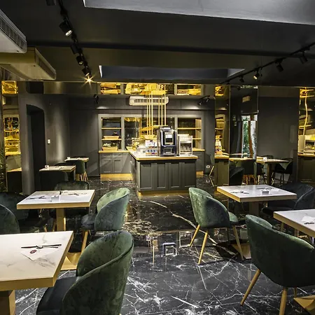 Hotel Urbani-2