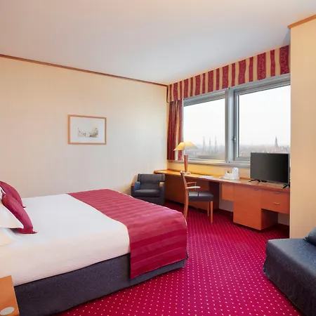 Crowne Plaza Milan Linate By Ihg-2