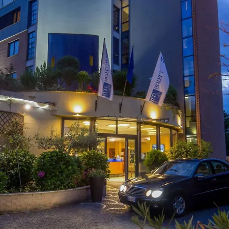 Best Western Blu Hotel Roma-3