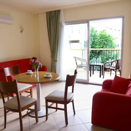 Club Karakas Apart Otel-3