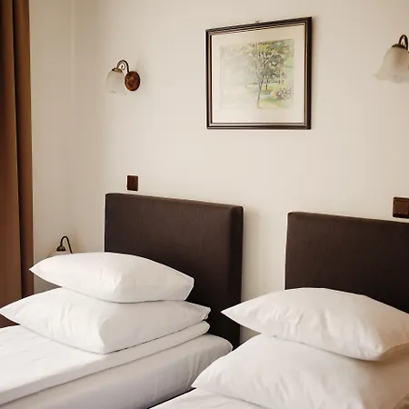 Hotel Eden-2