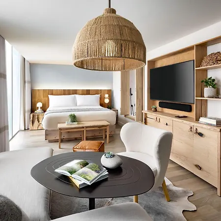 1 Hotel Toronto-3