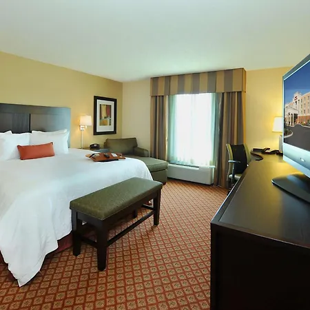Hampton Inn & Suites Scottsboro-2