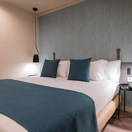 Atenea Rekord Suites Barcelona-2