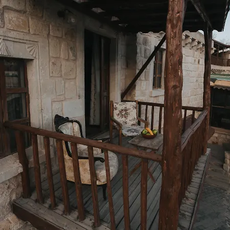 Holiday Cave Hotel-2