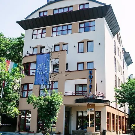 Hotel Mediterran Budapest-3