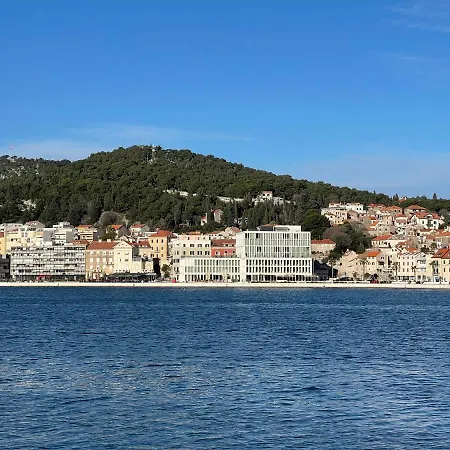 Hotel Ambasador-2