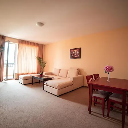 Hotel Paradise Green Park-3