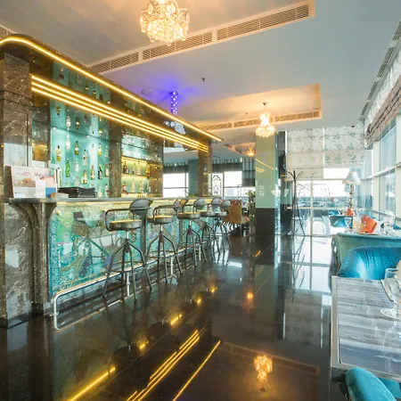Manhattan Hotel Jakarta-3