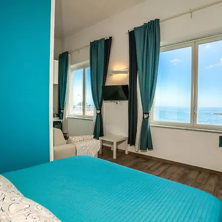 Marlove Sea View With Private Access To The Sea-3