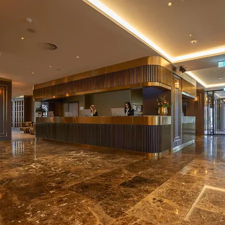 Art Hotel Rotterdam-Fully Renovated-2