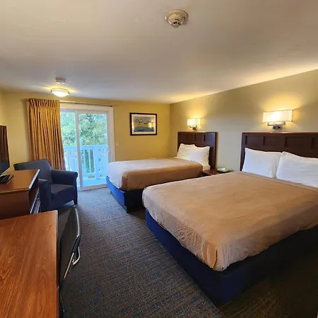 Hyannis Travel Inn-3