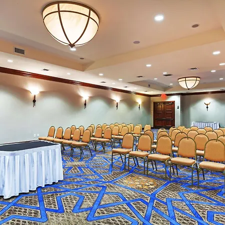 Hilton Waco-2