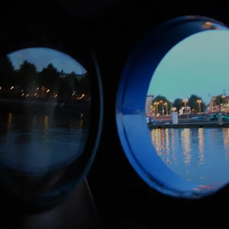 Hotelboat Angeline-2