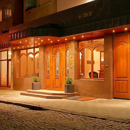 Geneva Hotel-3