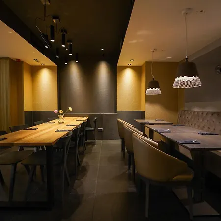 987 Design Prague Hotel-3