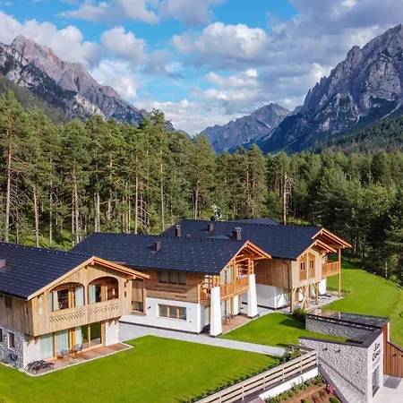 Les Ciases Chalets Dolomites-2