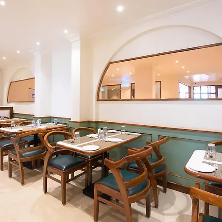 Hotel Avon Ruby Dadar-3
