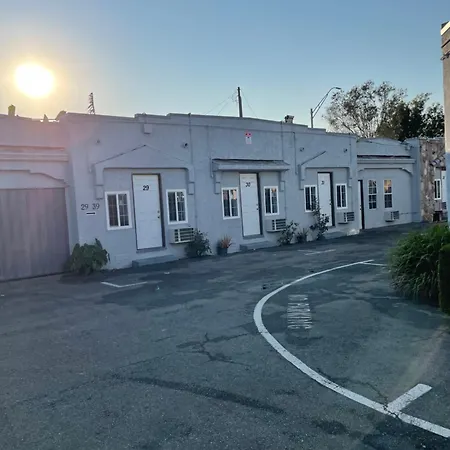 Monterey Motel-3