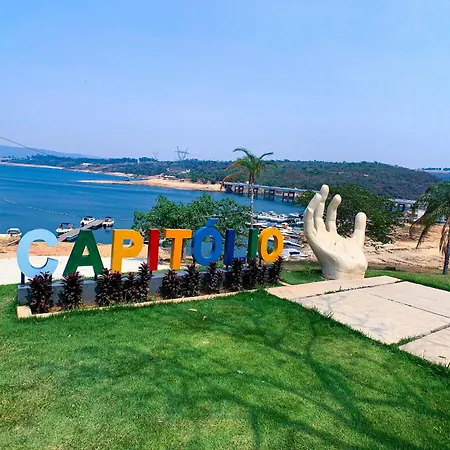 Pousada com vista para lago e com passeios de lancha em frente a Pousada em Capitólio, perto dos principais atrativos turístico, Pousada Vista do Turvo, Mandala-3