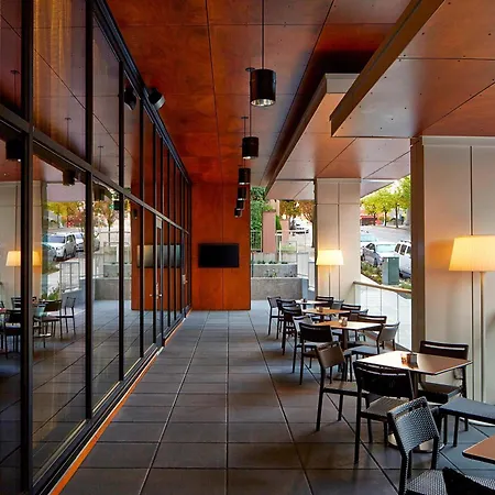 Ac Hotel By Marriott Seattle Bellevue/Downtown-3