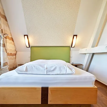 Hotel Zur Wartburg-2