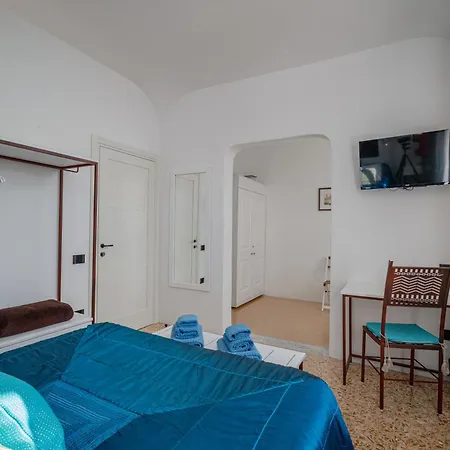 Sorella Luna Room Boutique, Centro Di Olbia-2