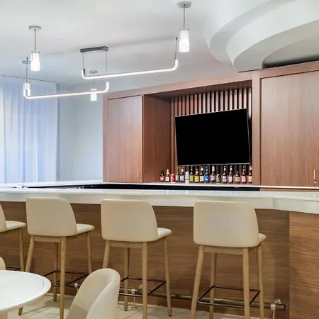 Holiday Inn Boise Airport By Ihg-3